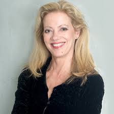 Doreen Hess's Instagram, Twitter & Facebook