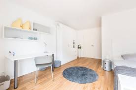 Einkaufsmöglichkeiten, ärzte und eine apotheke. Zimmer Apartment Ab 13 M Studentenwohnung Hannover