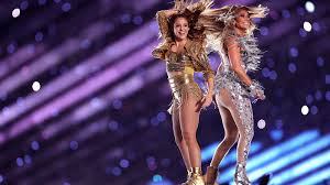 Bud bunny lució un look totalmente plateado al igual que jlo, pero ambos no cantaron juntos. Gran Actuacion De Shakira Y Jennifer Lopez En La Super Bowl Rtve