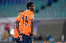 Im glad all the players, every one of them, walked out in support of demba ba who faced racism. Champions League I Have Supported Psg Since My Childhood Admits Demba Ba Archyde