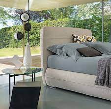Grazie alla sua ergonomia, il letto mandarine di flou può essere inserito in tutte le camere da letto, sia moderne, sia classiche e contribuirà a rendere la stanza più elegante. Flou Doppelbetten Bett Mandarine Designbest