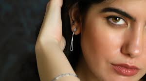 Colgante en Plata de Ley "Mano de Fátima" con estrella de 6 puntas