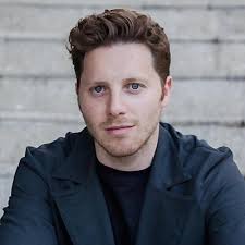 Top 30 Online Casino Influencers