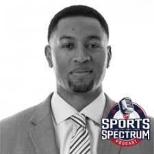 Former Kansas All-American Wayne Simien