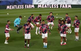 O real madrid abriu a rodada na segunda colocação do campeonato espanhol com 71 pontos, dois a menos que o líder atlético de madrid. Bd Mbrb0obhlm