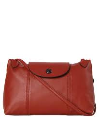 Taking inspiration from origami, longchamp created le pliage, a lightweight foldable bag that has achieved cult status across the world. Handtaschen Geldborsen Etuis Kauflokal Com Gemeinsam Fur Deine Stadt