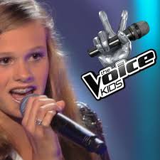 Bei the voice kids zählt allein die stimme der talente und die coaches drehen. Bring Me To Life Liz The Voice Kids 2015 Germany The Blind Auditions By Zinta Foxana The Painted Shadows