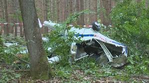 #iranplanecrash #flugzeugabsturz my heart is bleeding for mourning families, so much pain and sorrow because of imbeciles being in power! Eifel Zwei Menschen Sterben Bei Flugzeugabsturz Rheinland Pfalz Rhein Zeitung