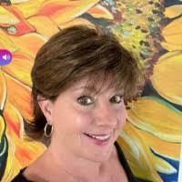 Robin Larocca's Instagram, Twitter & Facebook