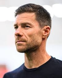 RadioMARCA: "The question is will Xabi Alonso play with three defenders at  Real Madrid, and will they allow him to implement his ideas?"
