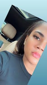 Janelle Stein's Instagram, Twitter & Facebook