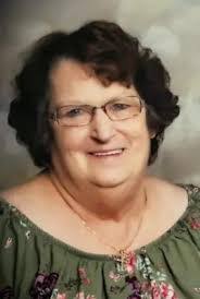 Tammi Foster's Instagram, Twitter & Facebook