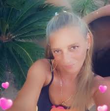 Stuk is nu van jullie !!! 🧩 metejoor-official.lnk.to/Stuk