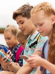When Should A Kid Get Their First Smartphone And Other Parenting Questions Of The Social Media Age Usa Today Screen Time For Kids Physical Activities For Toddlers Screen Time