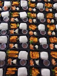 Nasi box kekinian jakarta kini dapat anda pesan secara online. Catering Bento Box Lucu Bekasi Timur 0856 9429 3531 Terima Pesanan Nasi Kotak Snack Box Tumpen Catering Fotografi Makanan Makanan Dan Minuman