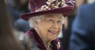 Elizabeth was born in mayfair, london, as the first child of the duke and duchess of york (later king george vi and queen elizabeth).her father ascended the throne on the abdication of his brother king edward viii in 1936, from which time she was the heir presumptive. About Her Majesty The Queen Royal Uk