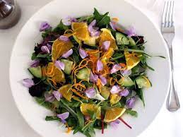 19 Pretty Things To Make With Edible Flowers Dandelion Greens Recipes Spring Salad Edible Flowers