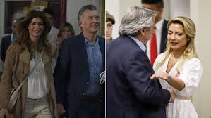 Fabiola yañez, con su look más informal. Juliana Awada Y Fabiola Yanez La Elegancia Y El Protagonismo De Las Candidatas A Primera Dama En La Votacion Misionesonline