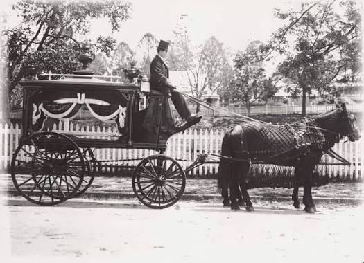 Driving the Dead, A History of the Hearse - TalkDeath