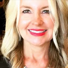 Christie Dean's Instagram, Twitter & Facebook