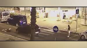 Gallipoli, 13enne travolta da auto sulle strisce: illesaVIDEO - Norba  Online