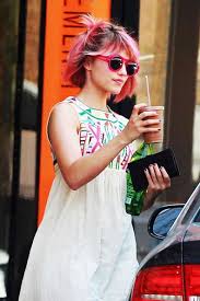 Dianna Agron Neon Sunglasses Dianna Agron Pink Hair Celebrity Hair Colors