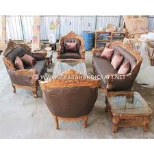 Dari julukan tersebut kami selalu berupaya menciptakan kesenin pada produk kursi tamu seperti kursi tamu jati jepara ini. Jual Set Sofa Tamu Ukir Kayu Jati Mercurio Jepara Terbaru