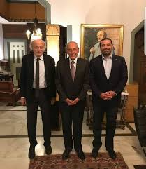 في ظل المشاورات القائمة ل تأليف الحكومة العتيدة، كان من المستغرب أن يتولّى رئيس الحكومة السابق سعد الحريري شخصياً التصويب على مطالبة رئيس المجلس النيابي نبيه بري الحصول على حقيبة المالية. Ø£Ø®Ø¨Ø§Ø± ØµÙŠØ¯Ø§ Ù„Ù‚Ø§Ø¡ ÙÙŠ Ø¹ÙŠÙ† Ø§Ù„ØªÙŠÙ†Ø© Ø¶Ù… Ø±Ø¦ÙŠØ³ Ù…Ø¬Ù„Ø³ Ø§Ù„Ù†ÙˆØ§Ø¨ Ù†Ø¨ÙŠÙ‡ Ø¨Ø±ÙŠ ÙˆØ±Ø¦ÙŠØ³ Ù…Ø¬Ù„Ø³ Ø§Ù„ÙˆØ²Ø±Ø§Ø¡ Ø³Ø¹Ø¯ Ø§Ù„Ø­Ø±ÙŠØ±ÙŠ ÙˆØ±Ø¦ÙŠØ³ Ø§Ù„Ø­Ø²Ø¨ Ø§Ù„ØªÙ‚Ø¯Ù…ÙŠ Ø§Ù„Ø§Ø´ØªØ±Ø§ÙƒÙŠ ÙˆÙ„ÙŠØ¯ Ø¬Ù†Ø¨Ù„Ø§Ø·