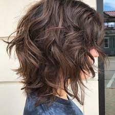 unordentliches und welliges haar wie eine sirene welligeshaar unordentlicheshaar wir wurden von den sirenen i bob frisur frisuren haarschnitte haarschnitt