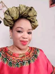 Debbie Lacoste's Instagram, Twitter & Facebook