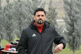 Kendi evinde galibiyet alması gereken bir maçta, üstelik rakipleri trabzonspor ve galatasaray'ın 3 puan yorum yap. Erol Bulut Un Istifa Ettigi Iddiasi Turkiye Nin Sosyal Haber Sitesi Haberx Sosyal Network