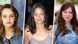 A l'heure de la célébration des fêtes en famille, on s'interroge : Mort De Romy Schneider Victime D Un Destin Tragique L Actrice Meurt Seule Marie Claire