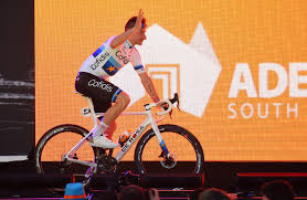 Whilst at the tour down under, jon had the opportunity to check out elia viviani's super cool de rosa track one bike. Elia Viviani On Twitter Tourdownunder