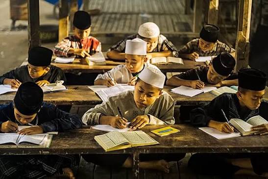 Masa Depan Pendidikan Pesantren di Tengah Perubahan Zaman