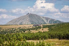 Das land grenzt im westen und nordwesten an deutschland, im norden und nordosten an polen, im südosten an die slowakeiund im süden an österreich. Die Hochsten Berge In Tschechien