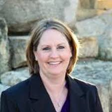 Terri Poole's Instagram, Twitter & Facebook