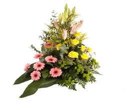 Definitely going to attempt to make this for jim for christmas! Funeral Flowers Eflowersdelivery In Italy Allows You To Send And Deliver Funeral Flowers Wreaths Pillows Bouquets