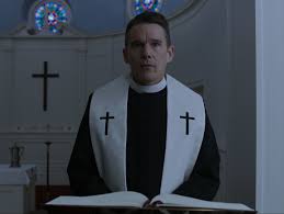 Relating to or characteristic of the clergy; El Reverendo Cartelera De Cine El Pais