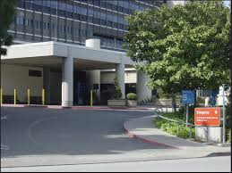 The Old Kaiser Permanente Hospital Over Off Homestead And Kiely In Santa Clara This Was The Ambulance Entra Santa Clara Santa Clara California Silicon Valley