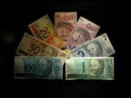 Latam Currencies Weaken As Dollar Firms El Salvador S Bitcoin Adoption Hits Snags Markets Business Recorder