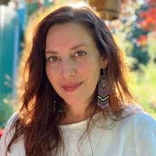 Karla Knutson's Instagram, Twitter & Facebook