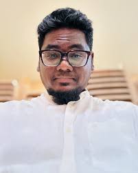 White Shirt, Black Beard & Grey Hairs