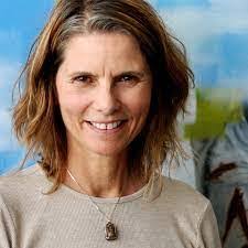 Melva Benton's Instagram, Twitter & Facebook