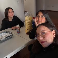 𝕂𝕒𝕣𝕝𝕒 𝔾𝕣𝕒𝕟𝕒𝕕𝕠𝕤 (@karlalg29_) • Instagram photos and videos