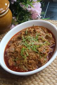 Risau juga kalau beliau tidak mahu berkongsi resepi mereka yang memang dibuat berniaga pes rendang segera. Rendang Daging Versi Azie Kitchen Yang Sangat Sedap Azie Kitchen