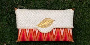 Anyaman/gamacca, ure tuo, uleng puleng, singkeru sumange', amula jajingenge ( stilisasi rahim. Keunikan 11 Tas Dan Clutch Anyaman Untuk Keseharian Anda Bola Net