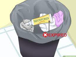 In fact, minor wounds should heal just fine if kept clean and maybe covered by a thin layer of petroleum jelly. How To Apply Neosporin 11 Steps With Pictures Wikihow