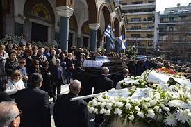«οι άνθρωποι αυτοί αυτή την τακτική έχουν μάθει τότε, ο λάκης λαζόπουλος είχε πει δημόσια ότι απαγόρευσε στον άδωνι γεωργιάδη να μπει στον. Syntetrimmenos O Lakhs Lazopoylos Sthn Khdeia Ths Mhteras Toy