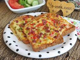 Pizza mini sedang menjadi makanan yang digemari. Resipi Mudah Buat Pizza Daripada Roti Gardenia