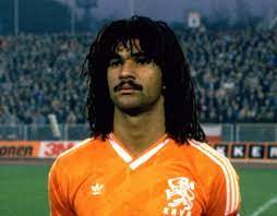 Join facebook to connect with ruud achterberg and others you may know. Ruud Gullit Eines Der Grossten Talente Den Fussball In Holland Gegeben Hat